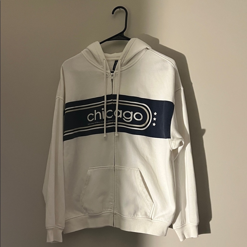 H&M White and Navy Hoodie